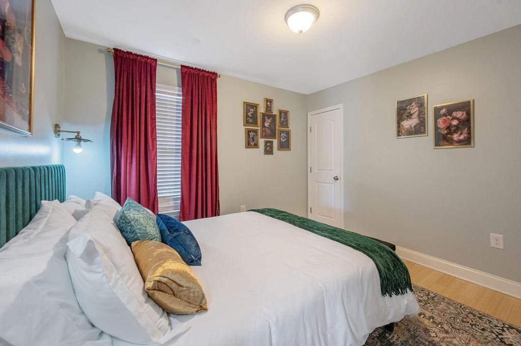 New Victorian Theme, 3Br, Lrg Backyard Close To Pnc Arena, Downtown, And Rdu Airport رالي المظهر الخارجي الصورة