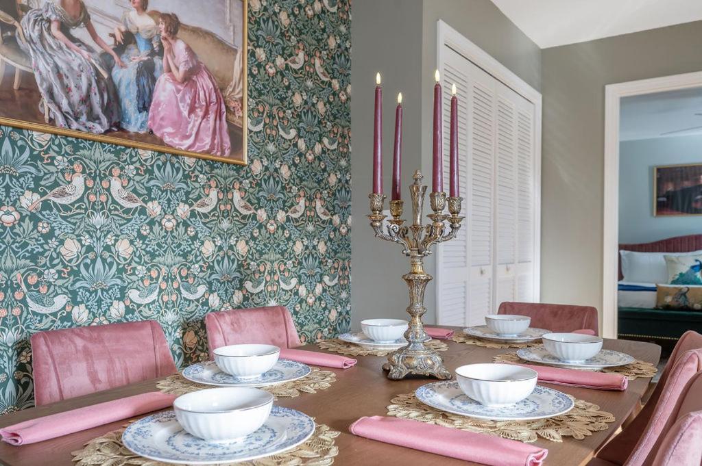 New Victorian Theme, 3Br, Lrg Backyard Close To Pnc Arena, Downtown, And Rdu Airport رالي المظهر الخارجي الصورة